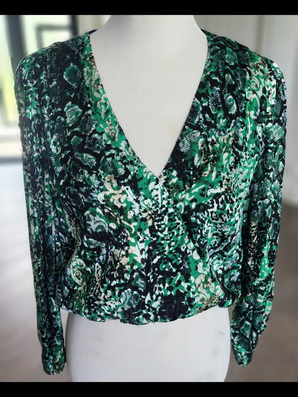 Alice + Olivia Green and Black Printed Wrap-Front Blouse